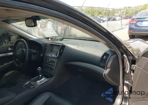 2013 Infiniti G37X из США, поврежденный, VIN JN1CV6AR9DM763361